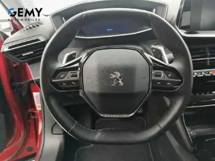 Photo 12 Peugeot 2008  PureTech 130 S&S EAT8