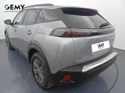Photo 8 Peugeot 2008  Electrique 136 ch
