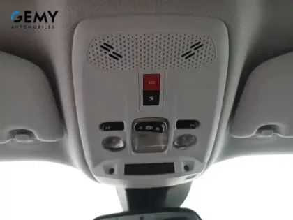 Photo 7 Peugeot 2008  Electrique 136 ch