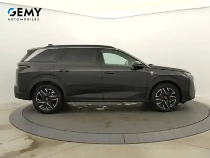 Photo 22 Peugeot 5008  Hybrid 136 e-DCS6