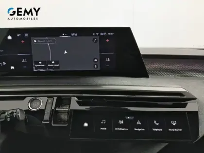 Photo 28 Peugeot 5008  Hybrid 136 e-DCS6