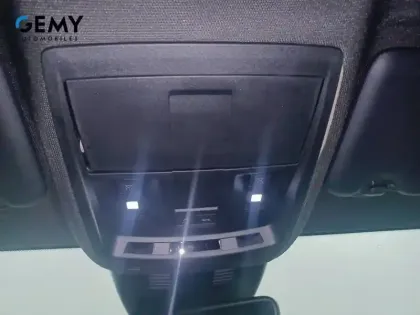 Photo 52 Peugeot 5008  Hybrid 136 e-DCS6