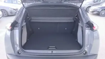 Photo 26 Peugeot 2008  Electrique 54 kWh 156 ch