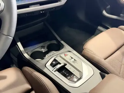 Photo 37 BMW Serie 1 120d 163 ch DKG7