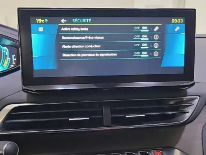 Photo 21 Peugeot 3008  Hybrid4 300 e-EAT8