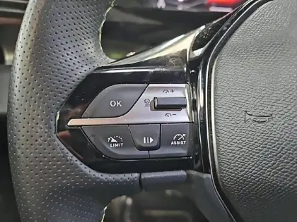 Photo 17 Peugeot 308 Gén. III Ph1 GT 5