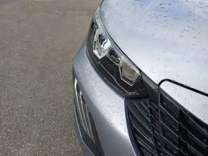 Photo 15 Peugeot 2008  Hybrid 145 e-DCS6