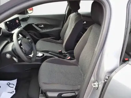 Photo 10 Peugeot 2008  Hybrid 145 e-DCS6