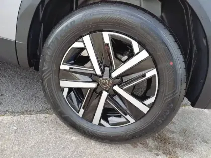 Photo 12 Peugeot 2008  Hybrid 145 e-DCS6