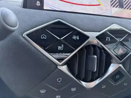 Photo 18 DS DS 3  Hybride 145 e-DCT6