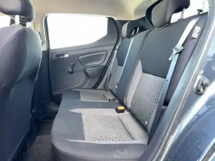 Photo 27 Nissan Micra  IG-T 92