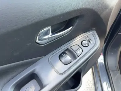 Photo 10 Nissan Micra  IG-T 92