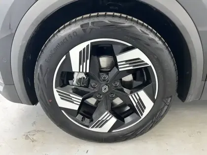 Photo 18 Renault Symbioz  E-Tech full hybrid 145