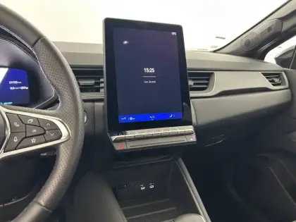 Photo 11 Renault Symbioz  E-Tech full hybrid 145