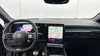 Photo 10 Renault Espace  E-Tech full hybrid 200 GSR2