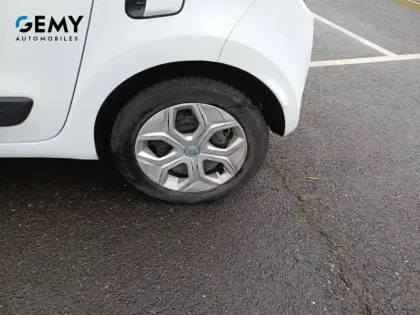 Photo 10 Renault Twingo Gén. III (C07) Ph2 Zen 5