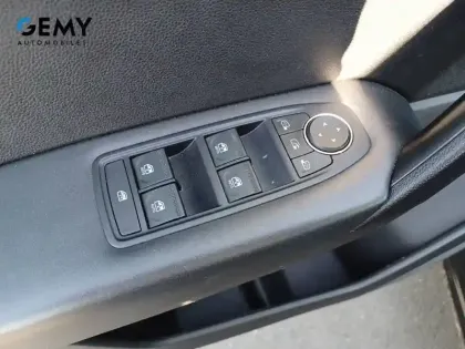 Photo 32 Renault Captur  E-Tech 145 - 21