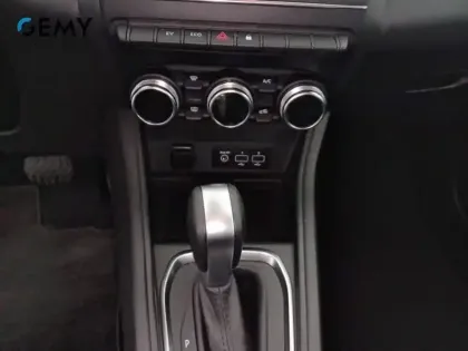 Photo 55 Renault Captur  E-Tech 145 - 21