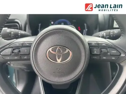 Photo 11 Toyota Yaris  Cross Hybride 130h 2WD