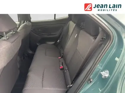 Photo 16 Toyota Yaris  Cross Hybride 130h 2WD