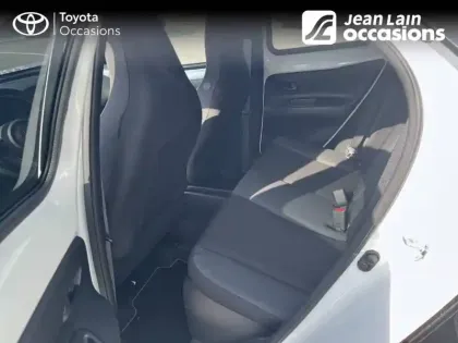 Photo 37 Toyota Aygo  X Hybride 116h