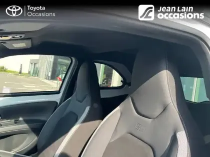 Photo 20 Toyota Aygo  X Hybride 116h