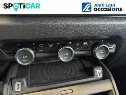 Photo 39 Citroën C4  Hybride 136 e-DCS6