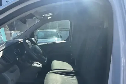 Photo 9 Peugeot Expert  FGN TOLE STANDARD ELECTRIQUE 50KWH 136