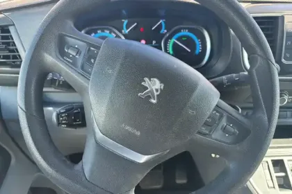 Photo 17 Peugeot Expert  FGN TOLE STANDARD ELECTRIQUE 50KWH 136