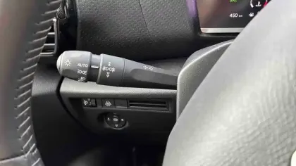 Photo 20 Citroën C4  PureTech 130 S&S EAT8