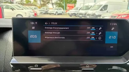 Photo 29 Citroën C4  PureTech 130 S&S EAT8