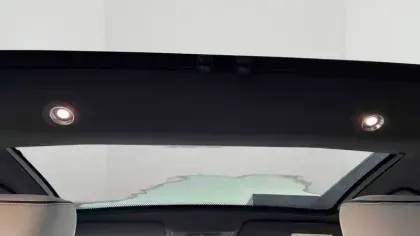 Photo 17 Honda E:ny1  204 ch