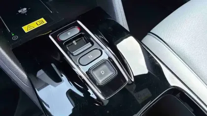 Photo 16 Honda E:ny1  204 ch