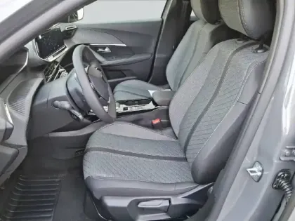 Photo 10 Peugeot 2008  Hybrid 145 e-DCS6