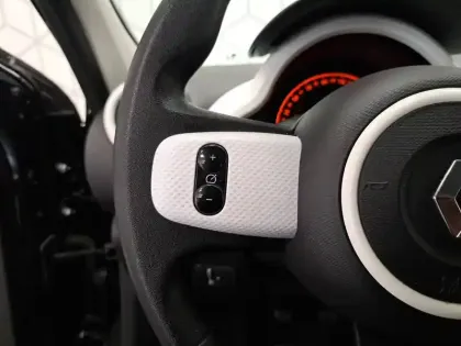 Photo 28 Renault Twingo  III SCe 65