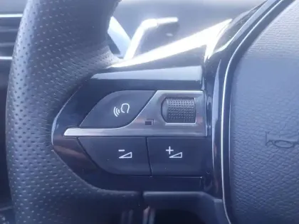 Photo 22 Peugeot 3008  Hybrid 225 e-EAT8