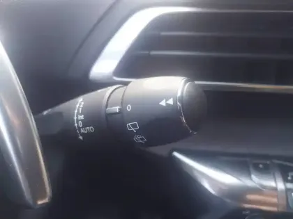 Photo 16 Peugeot 3008  Hybrid 225 e-EAT8