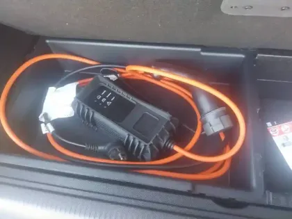 Photo 32 Peugeot 3008  Hybrid 225 e-EAT8