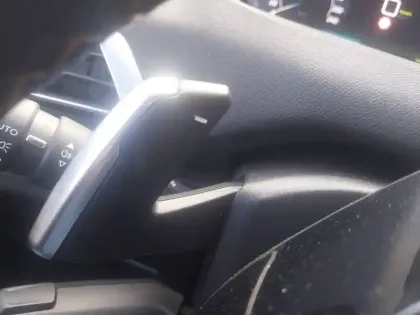 Photo 20 Peugeot 3008  Hybrid 225 e-EAT8