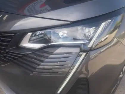 Photo 37 Peugeot 3008  Hybrid 225 e-EAT8