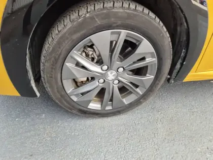 Photo 10 Peugeot 208 Gén. II Ph1 NG Active Business 5