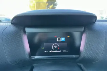 Photo 14 Citroën C4 Gén. III Ph1 NG MAX 5