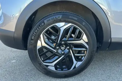 Photo 28 Citroën C4 Gén. III Ph1 NG MAX 5