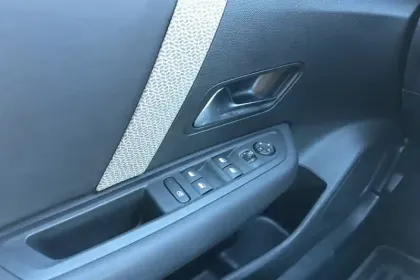 Photo 19 Citroën C4 Gén. III Ph1 NG MAX 5