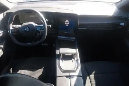Photo 8 Renault Austral  mild hybrid 160 auto