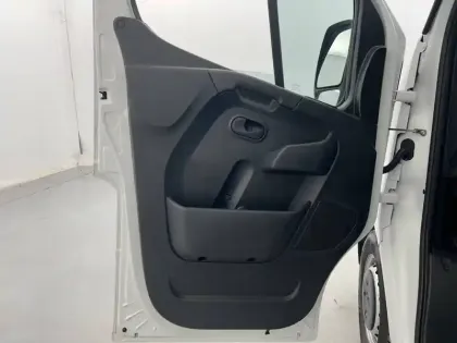 Photo 9 Renault Master  FGN TRAC F3500 L2H2 BLUE DCI 135