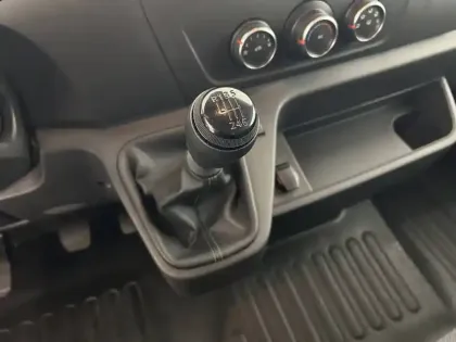 Photo 10 Renault Master  FGN TRAC F3500 L2H2 BLUE DCI 135