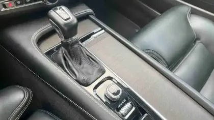 Photo 9 Volvo V90 Gén. I Ph1 NG Base 5