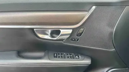 Photo 23 Volvo V90 Gén. I Ph1 NG Base 5