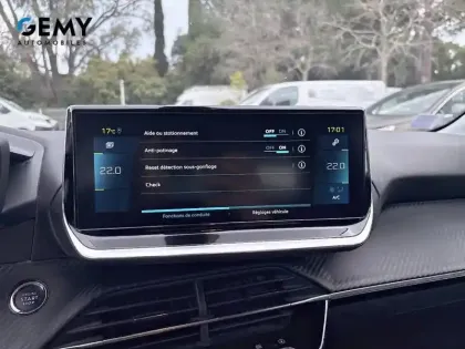 Photo 18 Peugeot 208 Gén. II Ph1 NG Roadtrip 5